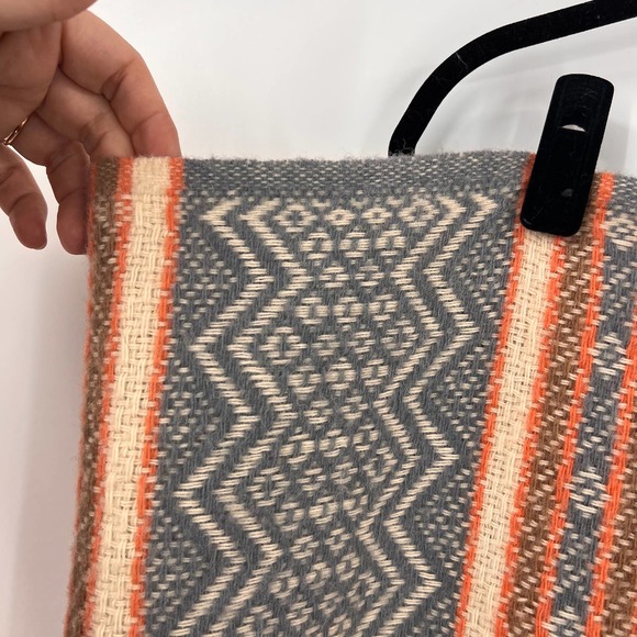 Cozy Geometric Throw Blanket - Orange, Gray, and Cream No Tag - Picture 4 of 5